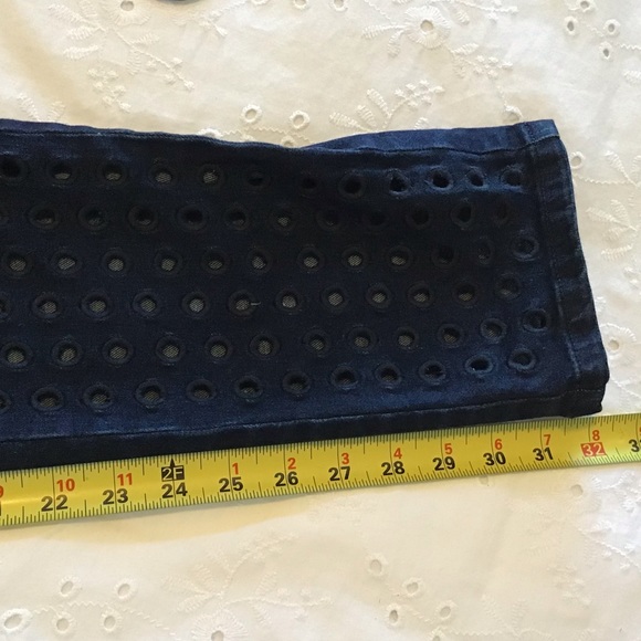 Joseph Ribkoff Jeans with eyelet bottom.  -1 - Picture 9 of 11
